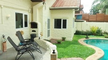Baan Paifar Pool *