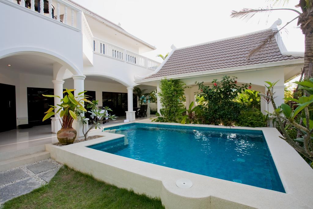 Palm Grove Resort, Pattaya Tempat peranginan 4*