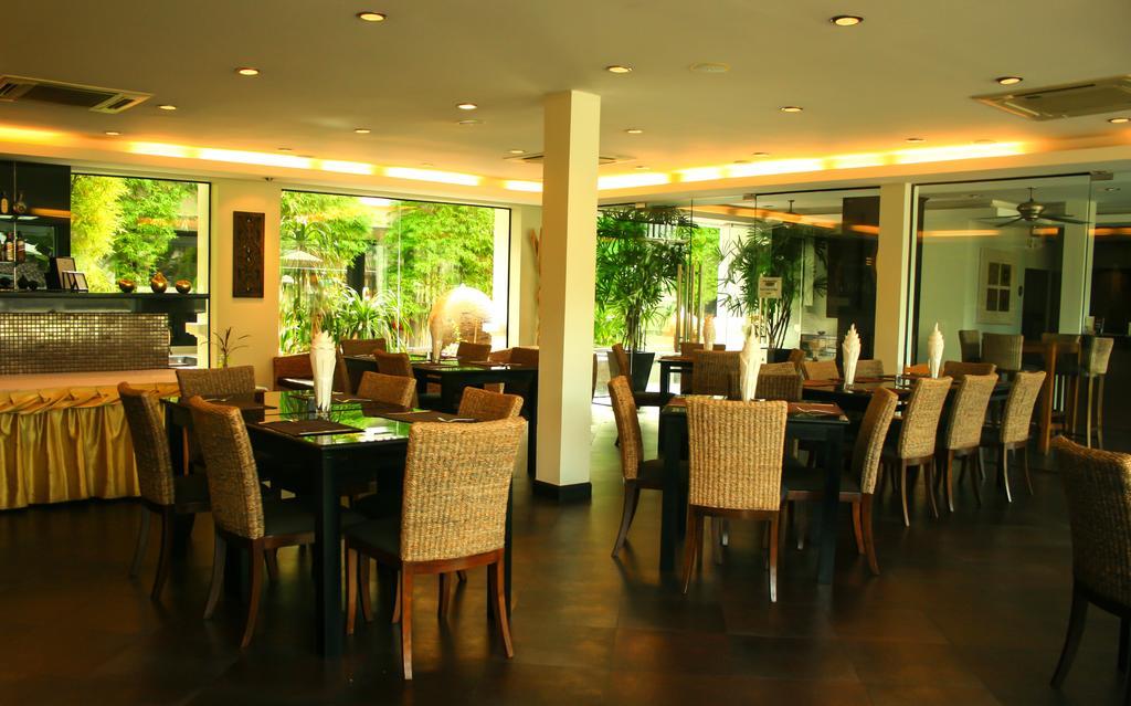 Palm Grove Resort, Pattaya Tempat peranginan Na Chom Thian