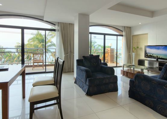 Hotel Baywalk 3*