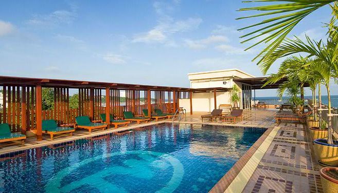 Hotel Baywalk 3*