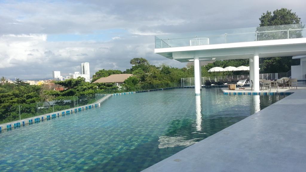 Hotel Tsix5 4*