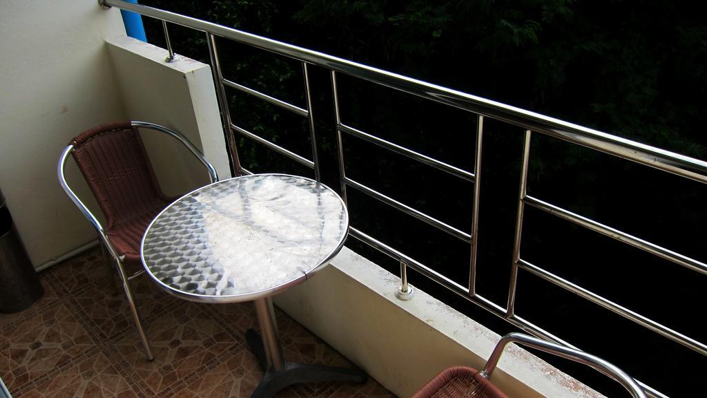 Guest house Samal