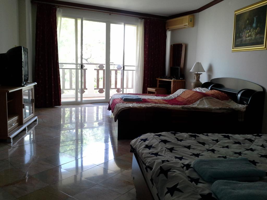 Royal Hill Condotel Pattaya
