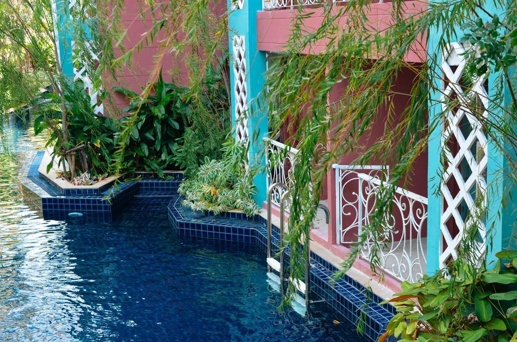 Grand Caribbean Jomtian Apartamento