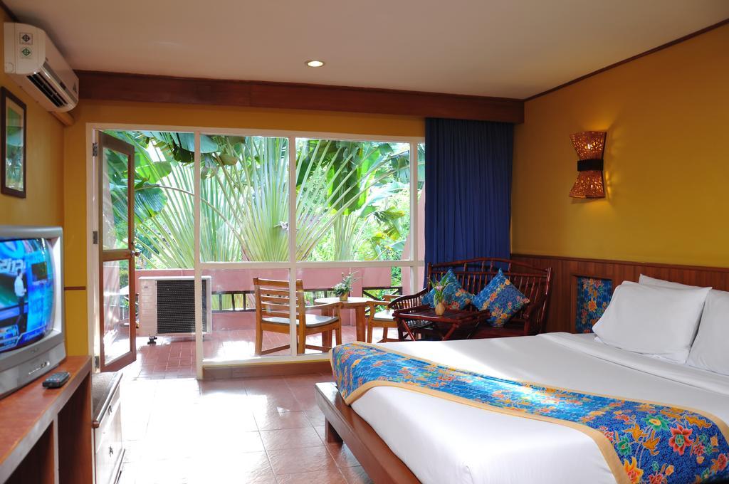 Loma & 3* Pattaya