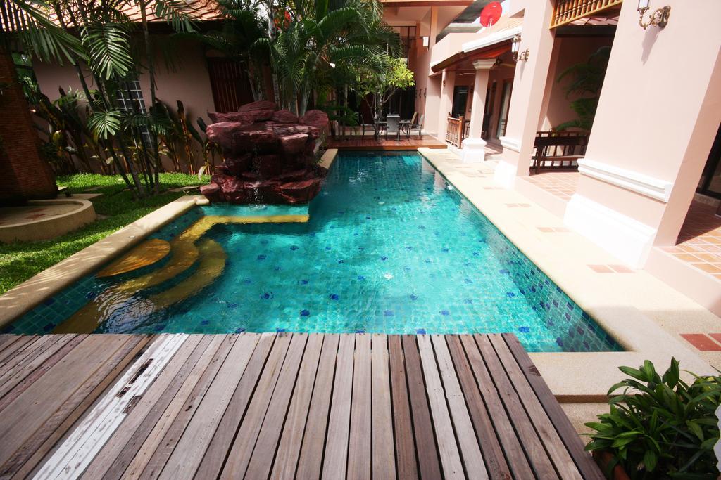 พระตำหนักวิลล่า 10 ห้องนอน พร้อมสระว่ายน้ำส่วนตัว Villa *