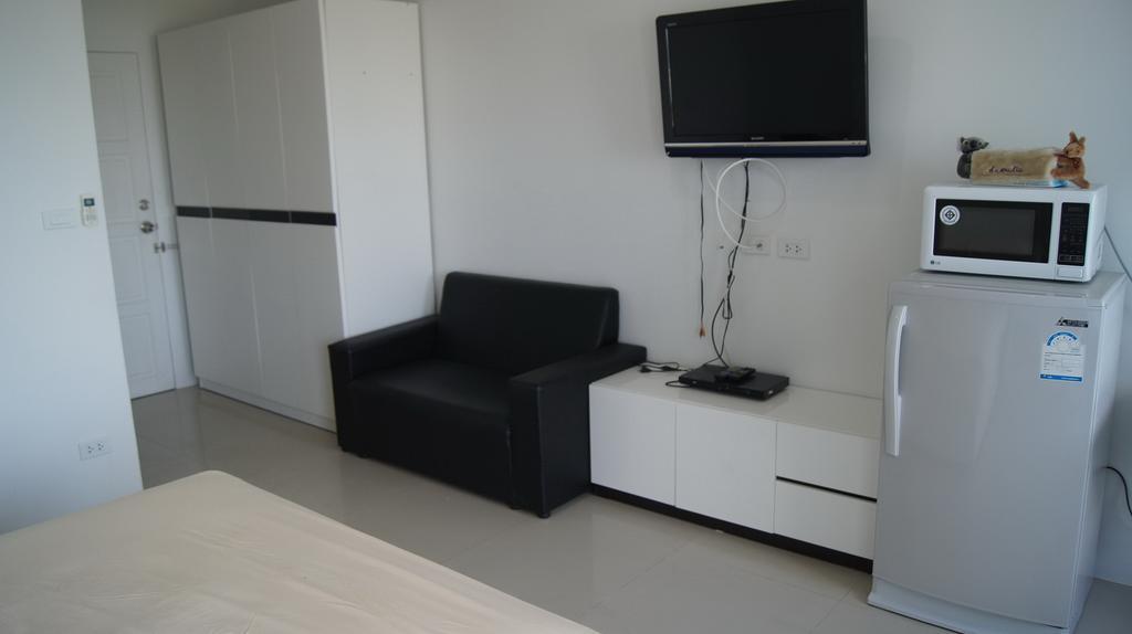Ad Hyatt Condominium Pattaya