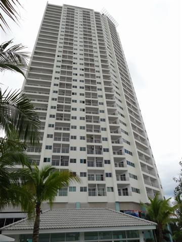 Apartment Ad Hyatt Condominium *