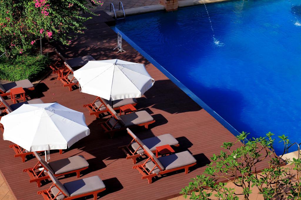 Dusit Thani Resort 5*