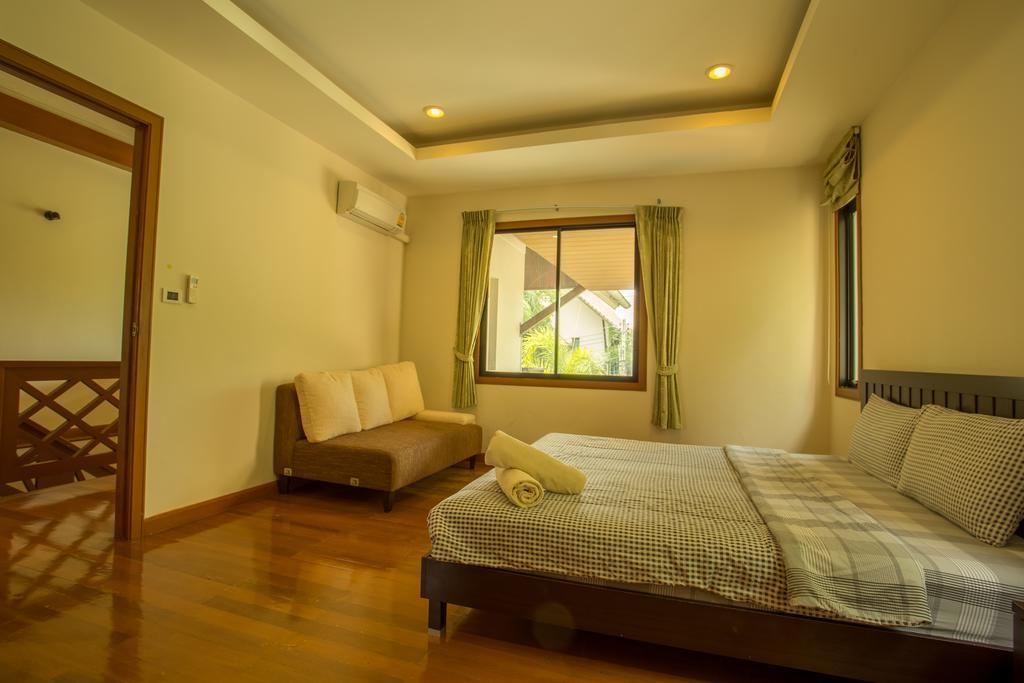 Villa Natcha Pool Pattaya