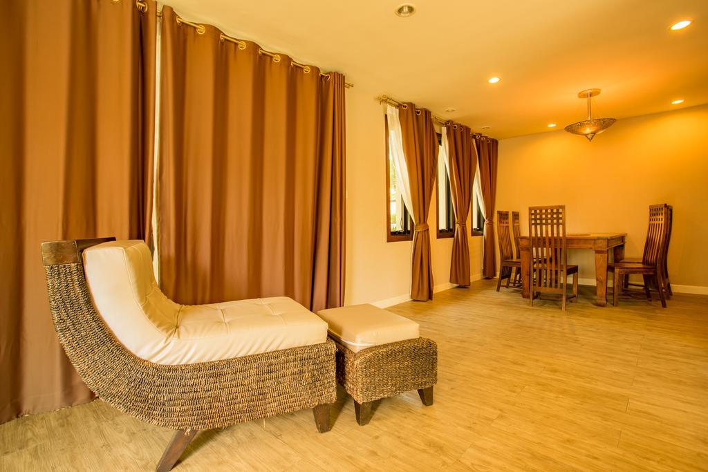 Villa Natcha Pool Pattaya