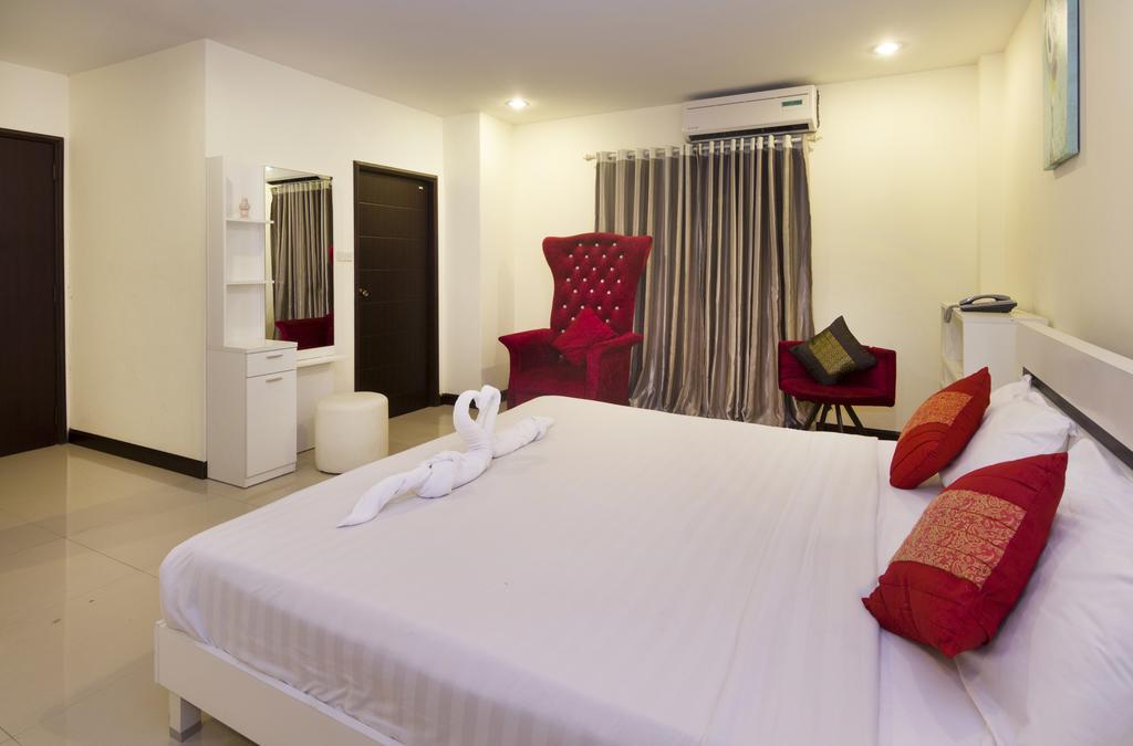 Royal Q & D Hotel