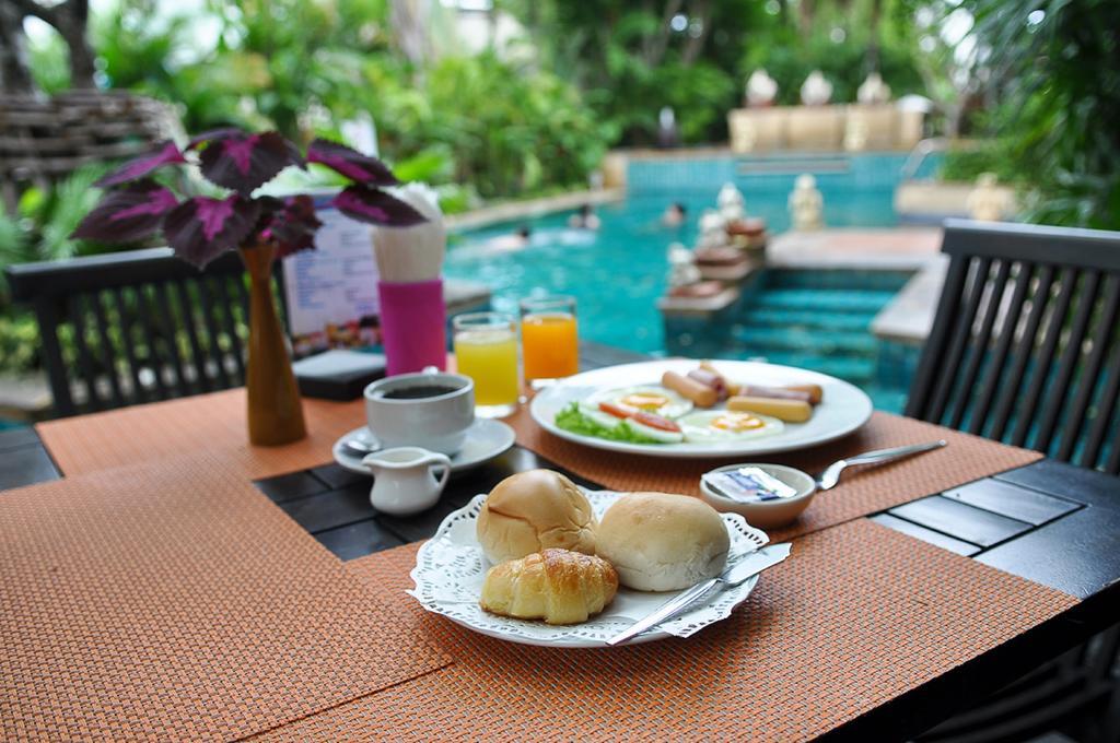 Resort Gazebo Resort,