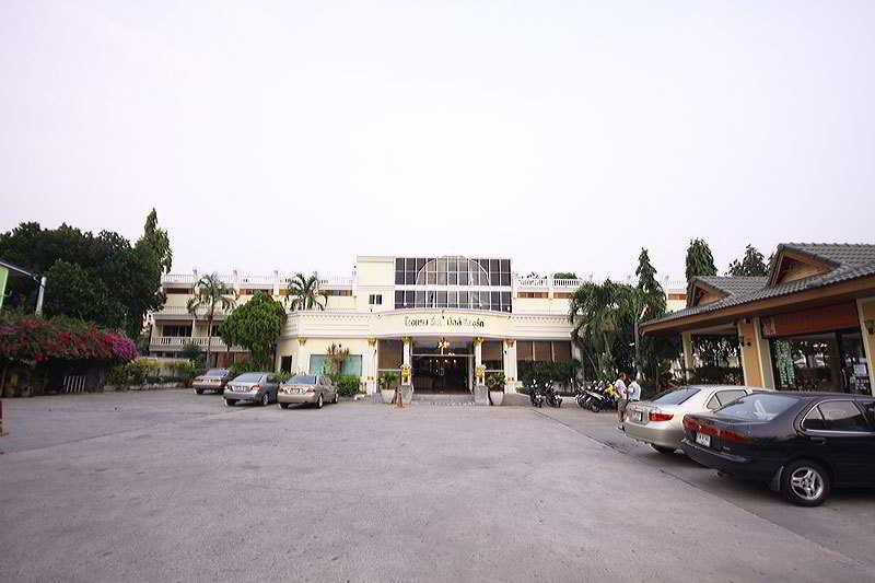 Windmill Hotel 3*