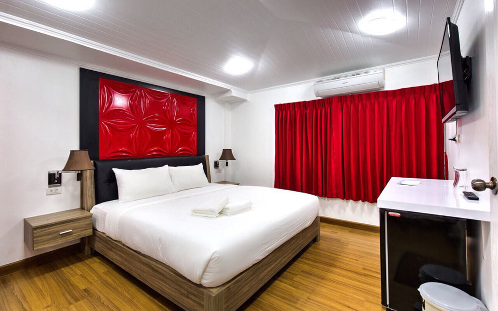 Hotel P32 3*