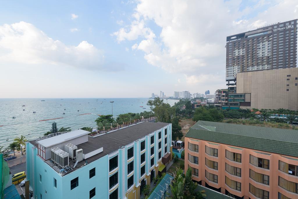 Deep Blue Z10 Hotel