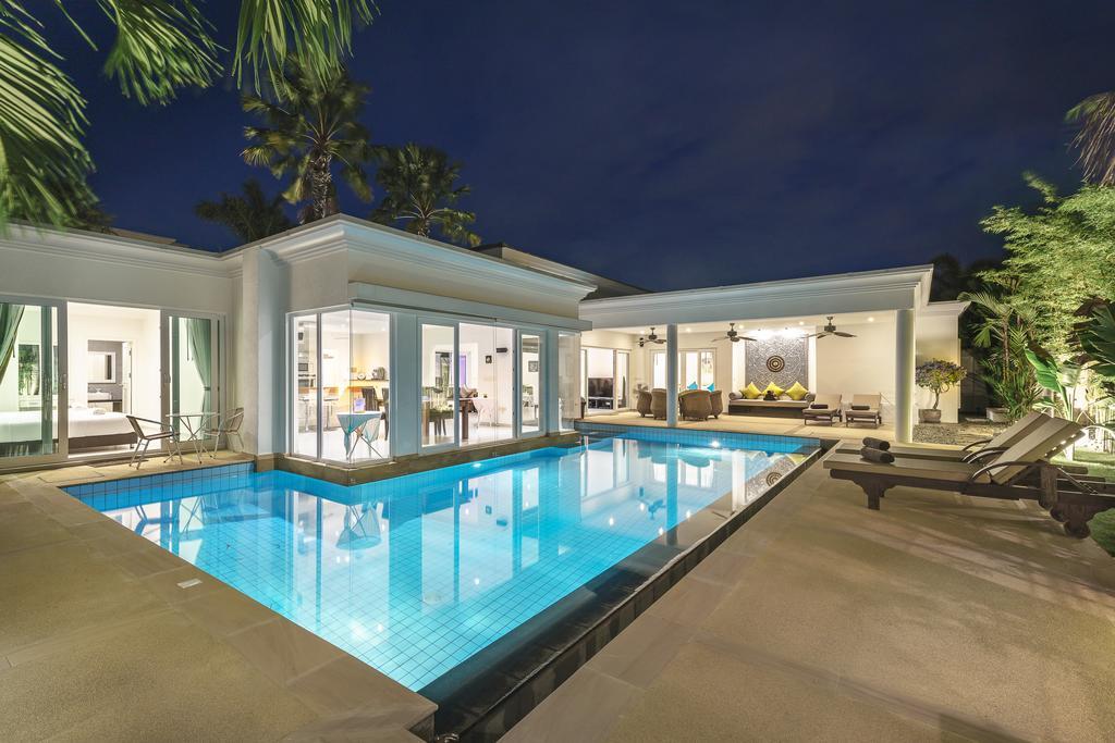 Luxury Pool 52 4br 8-10 Persons Villa