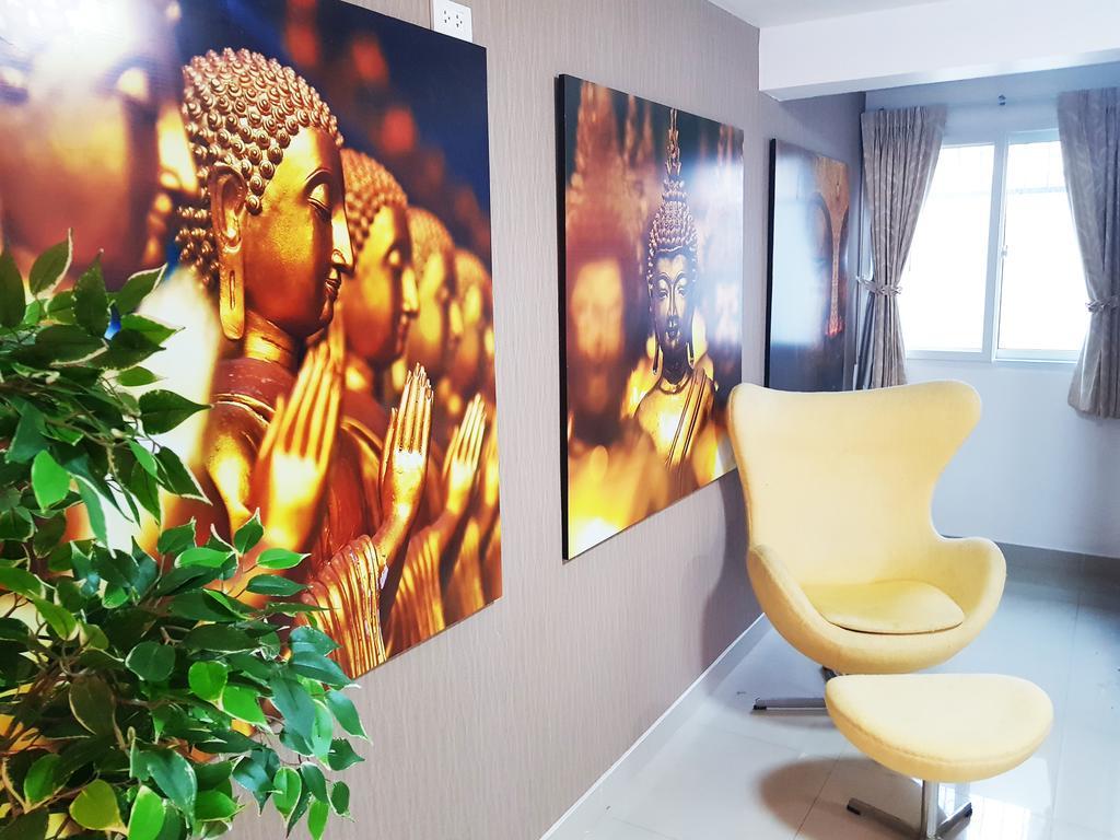 Suk Sabai Villa *