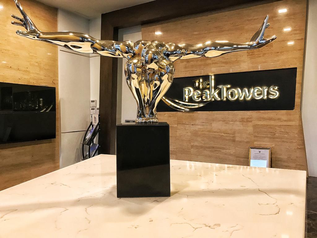 The Peak Towers Sea View Pattaya