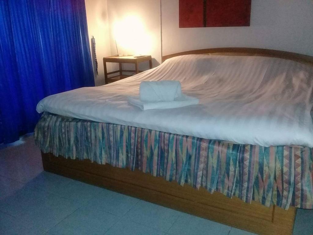 Scandalic Restaurant And Golf Guest house