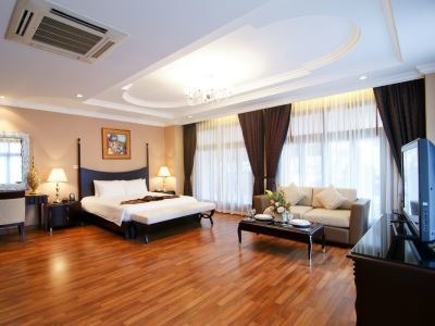 Hotel Lk Metropole 4*