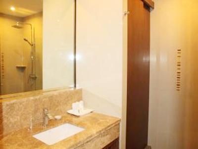 Hotel The 