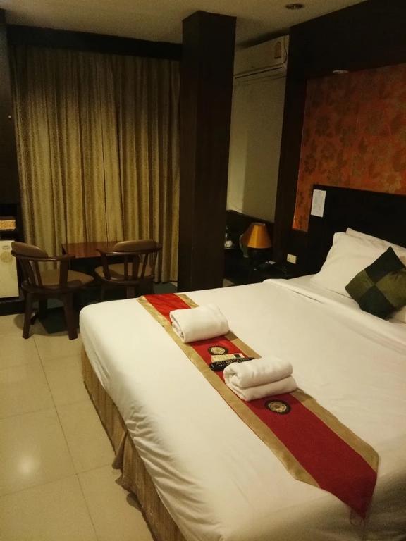 Hotel Tez Palace