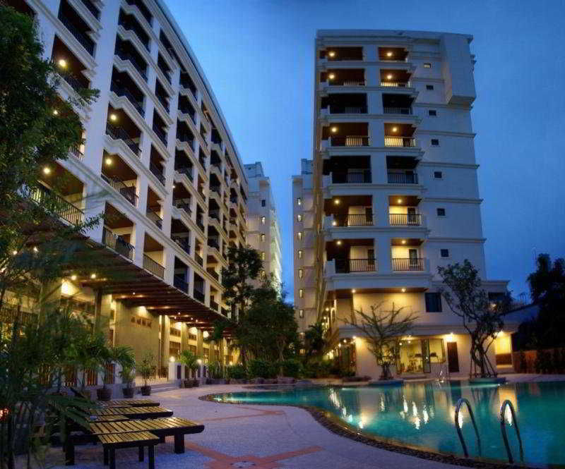 Mike Garden - Sha Extar Hotel