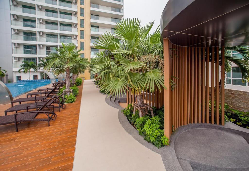 Peak Tower In Phatumnak Apartment *