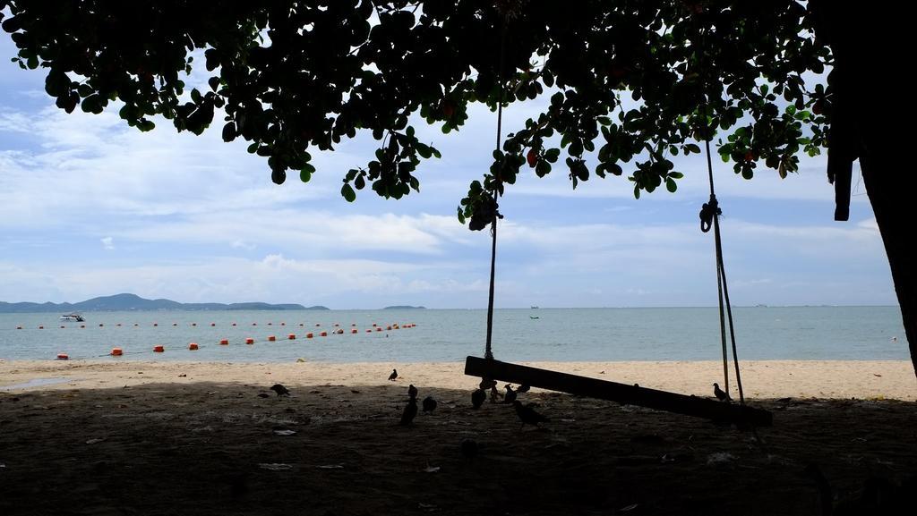 Peak Tower In Phatumnak Apartment Pattaya