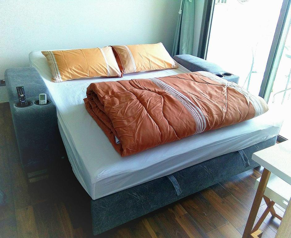 Peak Tower In Phatumnak Apartment