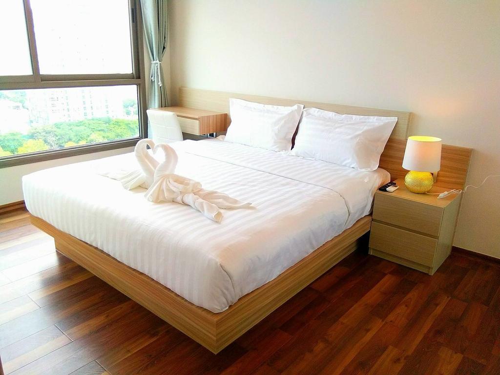 Peak Tower In Phatumnak Apartment