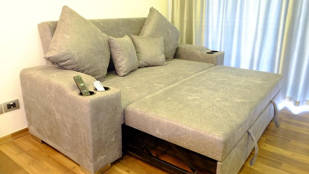 Peak Tower In Phatumnak Apartment