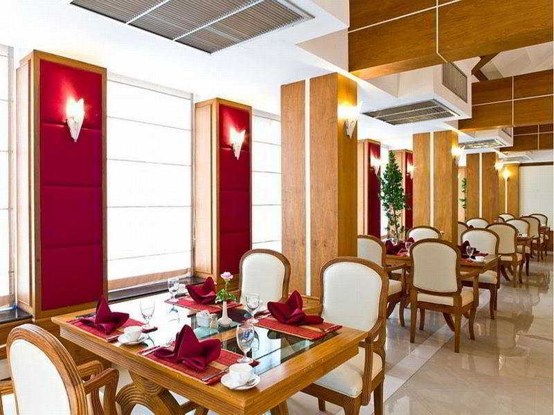 Eastern Grand Palace Hotel