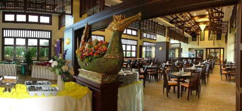Mike Garden - Sha Extar Hotel 4*