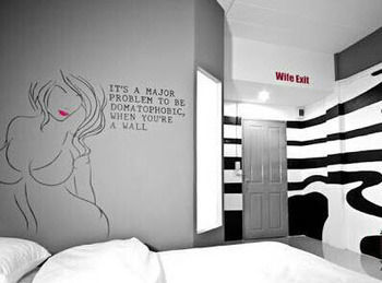 Yes Boutique *