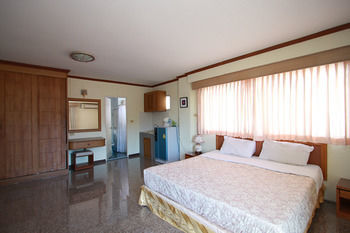 Hotel Chantorn Jomtien 1 2*