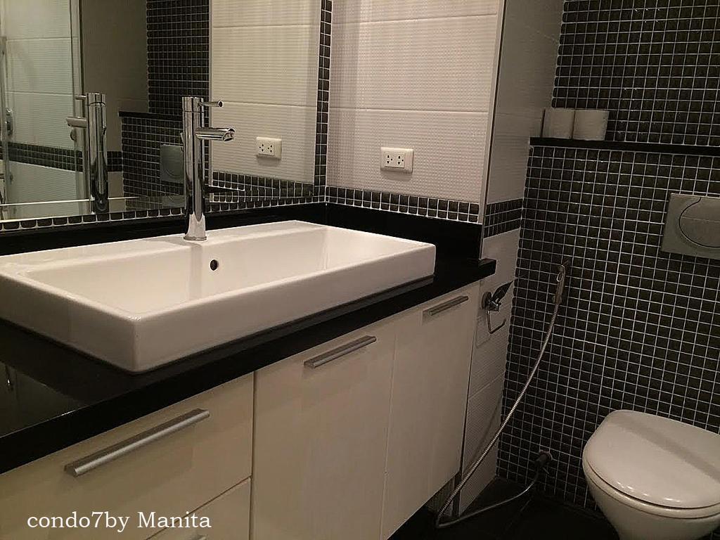 7 By Manita Apartment *