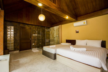 Tamnak House Hotel