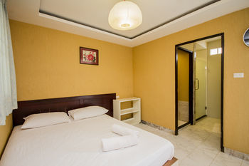 Tamnak House 3*