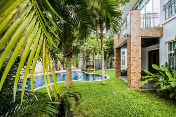 Tamnak House Hotel