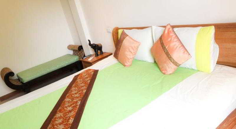 Hotel Thai Pura 3*