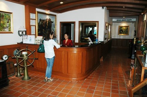 Jomtien Boathouse Hotel