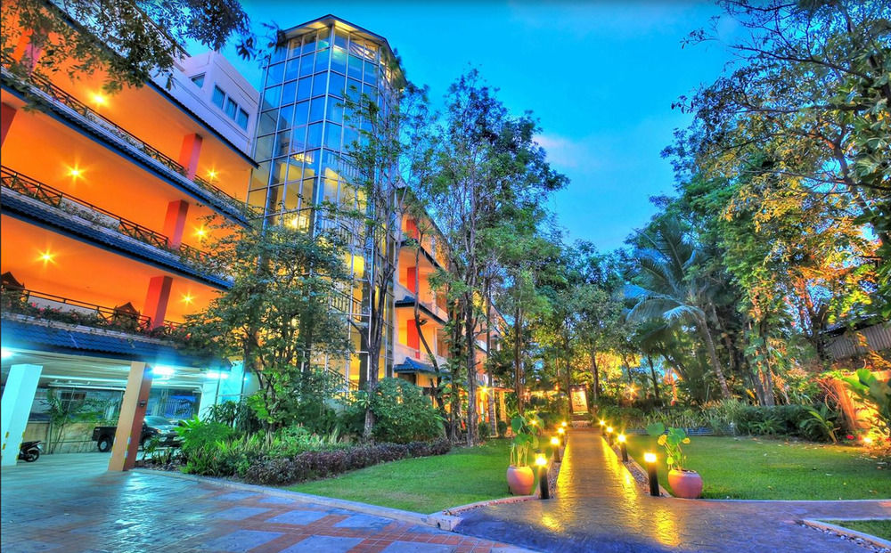 Resort Gazebo Resort,