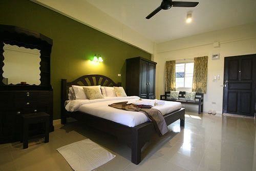 Ploen By Tolani Hotel 2*