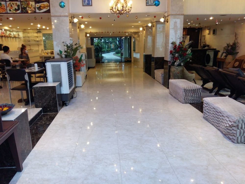 Natural โรงแรม 3*