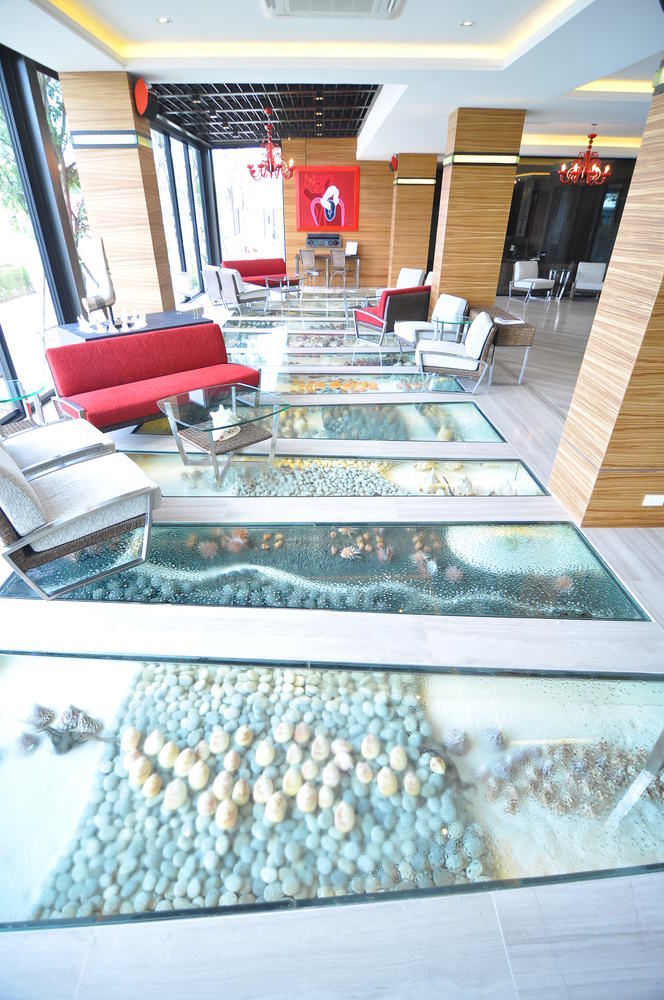 Le Vernissage Hotel