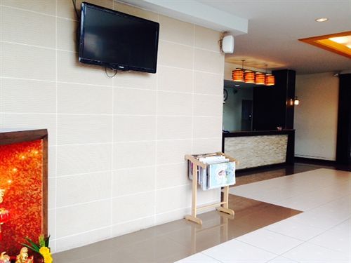 Curve Boutique Hotel 3*