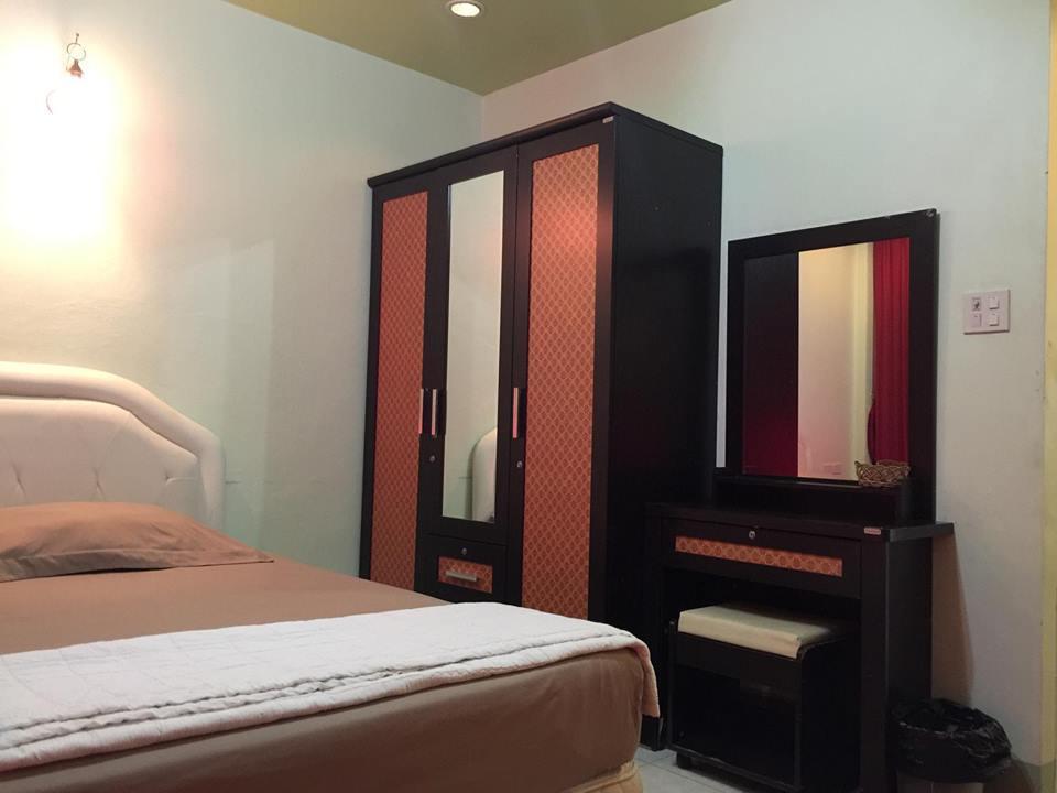 Puphaya Budget 122 Pattaya